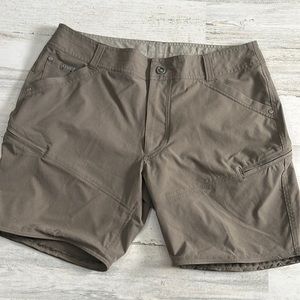 Kuhl shorts size 34 Silencr Convertible